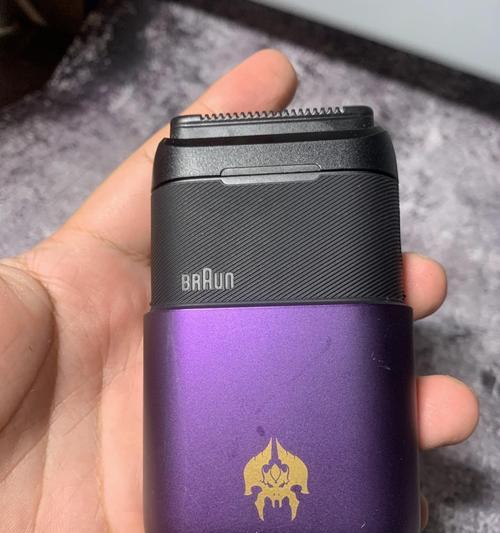 博朗3系剃须刀的高性能及使用体验（深入剖析博朗3系剃须刀的刮胡效果、舒适性和耐用性）