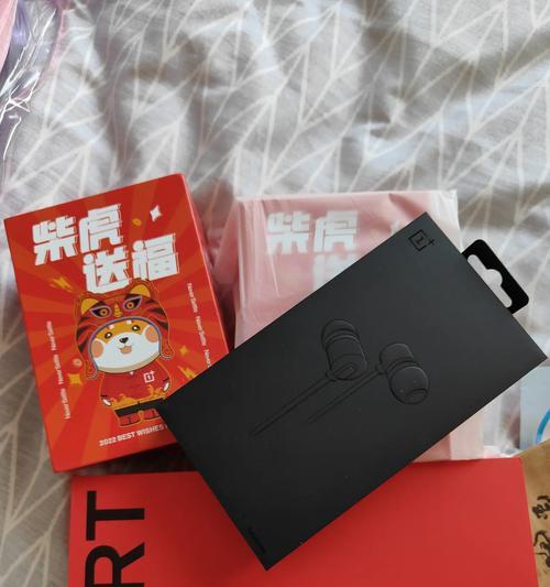 一加2银耳怎么样？（一加2银耳的性能、设计和用户评价）