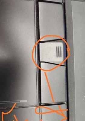 电脑鼠标乱跳的原因及解决方法（解析电脑鼠标乱跳的根本原因和应对之策）